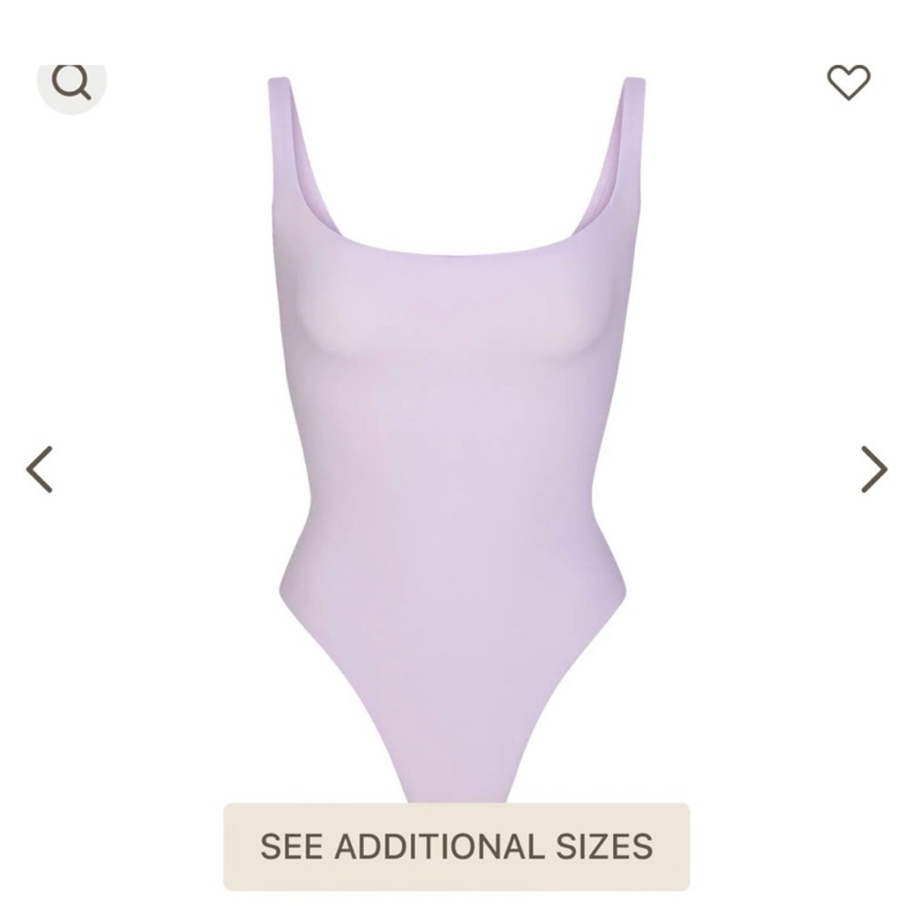 SKIMS Square Neck Bodysuit Lily